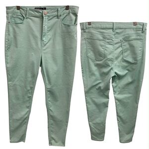 Design Lab Lord & Taylor Mint Green Pants Size L